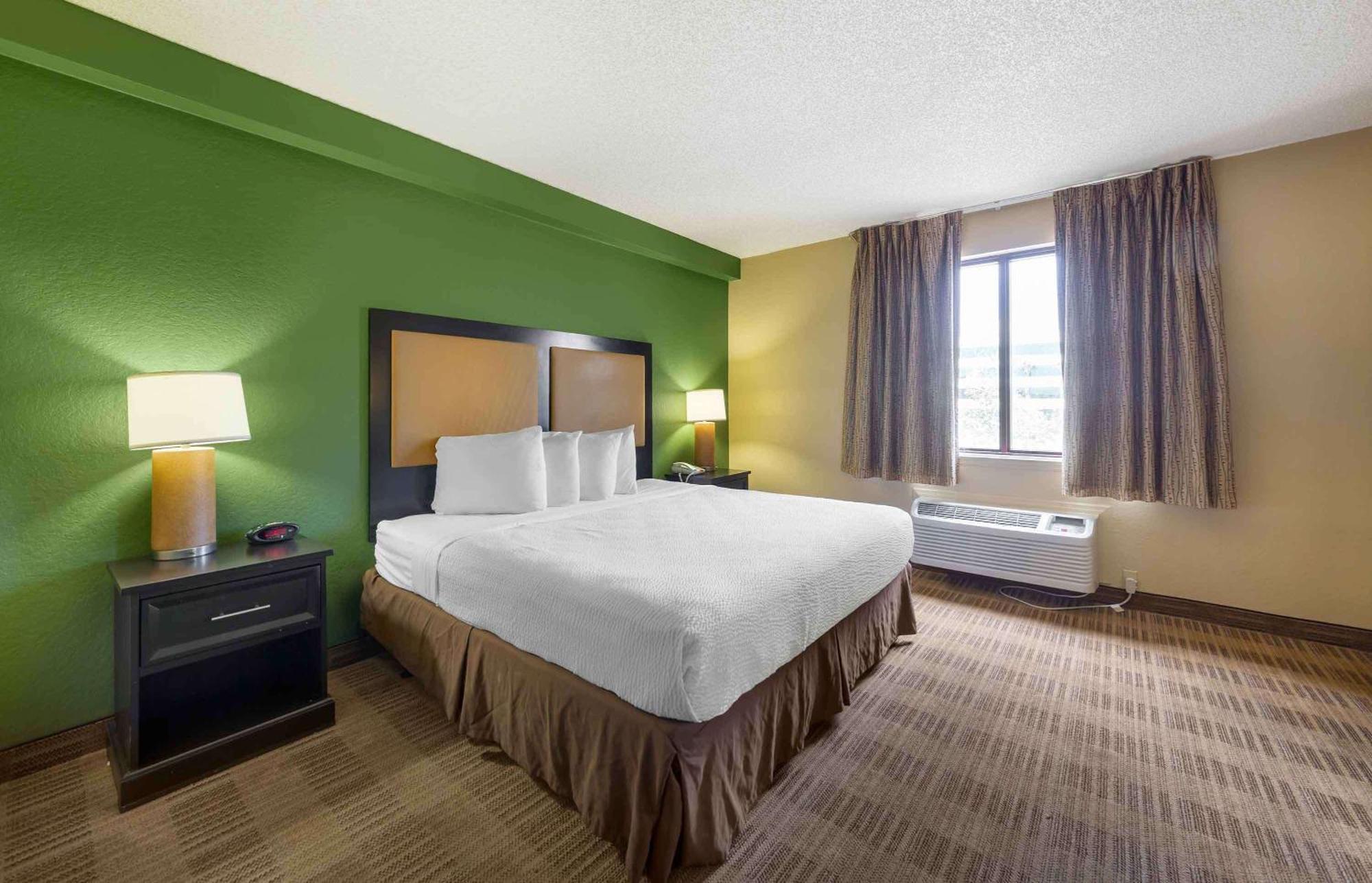Extended America - Lauderdale - Cypress Creek - Nw 6th Way Hotel