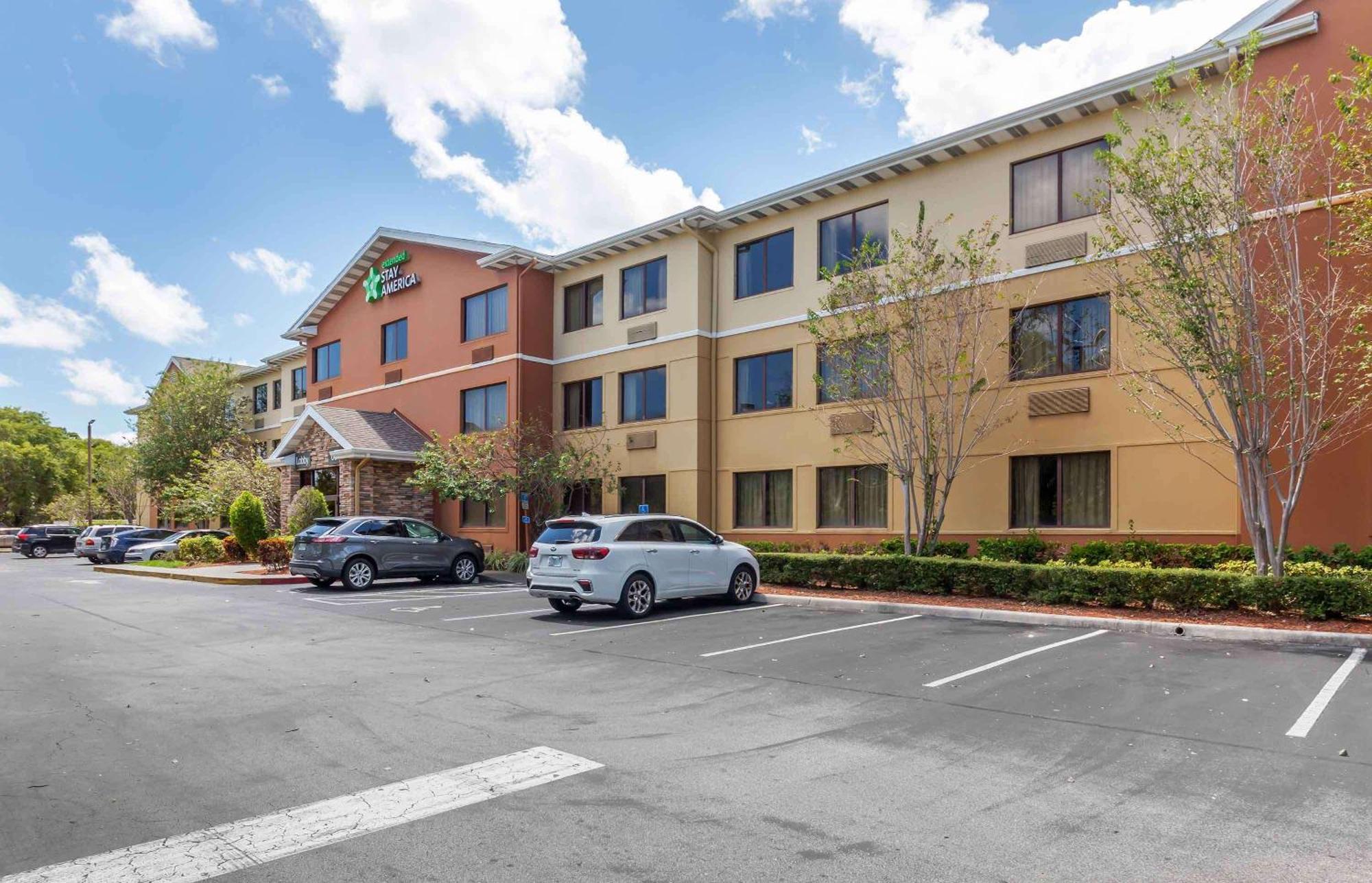 Extended America - Lauderdale - Cypress Creek - Nw 6th Way